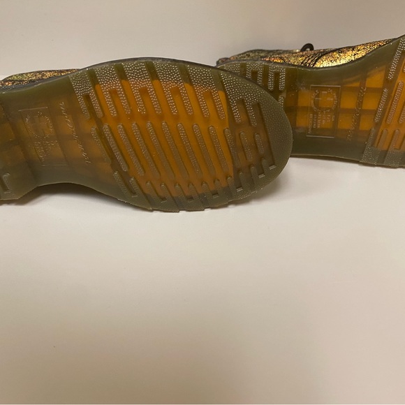 Dr Martens - Picture 7 of 11